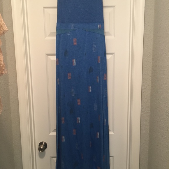 Hurley Maxi Dress with Billabong Lace Cover - Picture 3 of 8